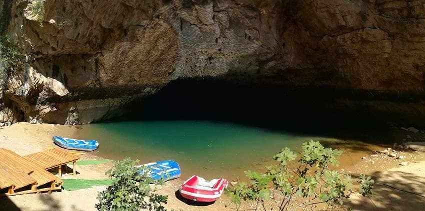 Altınbeşik Cave & Ormana Button Houses Village Tour from Belek